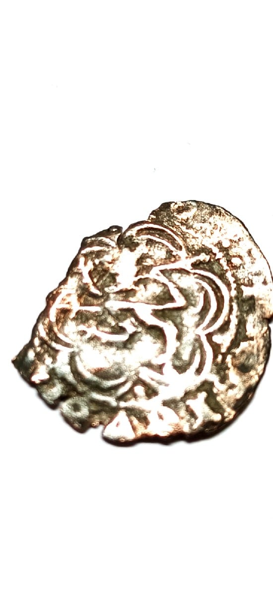 Foto 2 Moneda sin identificar: Me podrían ayudar a identificar moneda Medieval
