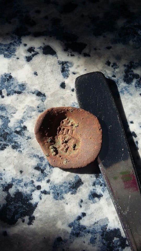 Foto 1 Moneda sin identificar: Moneda encontrada en Galicia (ferrol)