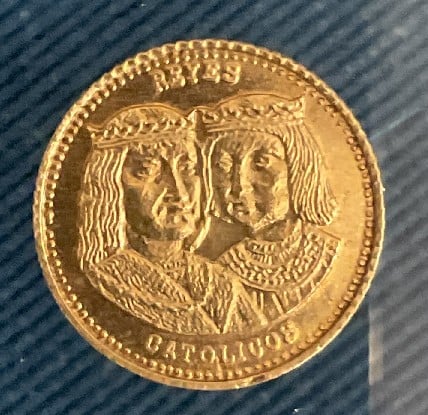 Foto 1 Moneda sin identificar: Moneda de Reyes católicos? Pequeña y parece de oro