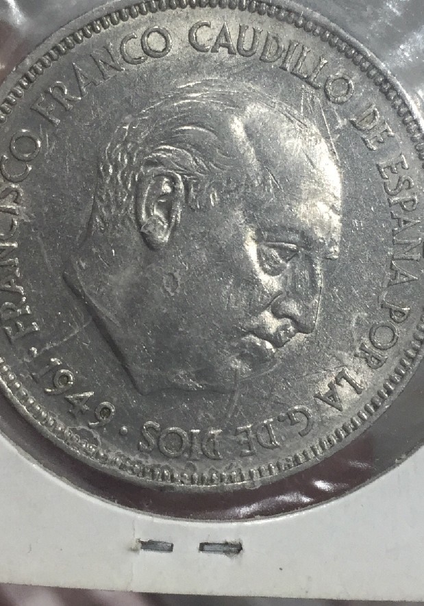 Foto 1 Moneda sin identificar: 5 Pesetas 1949